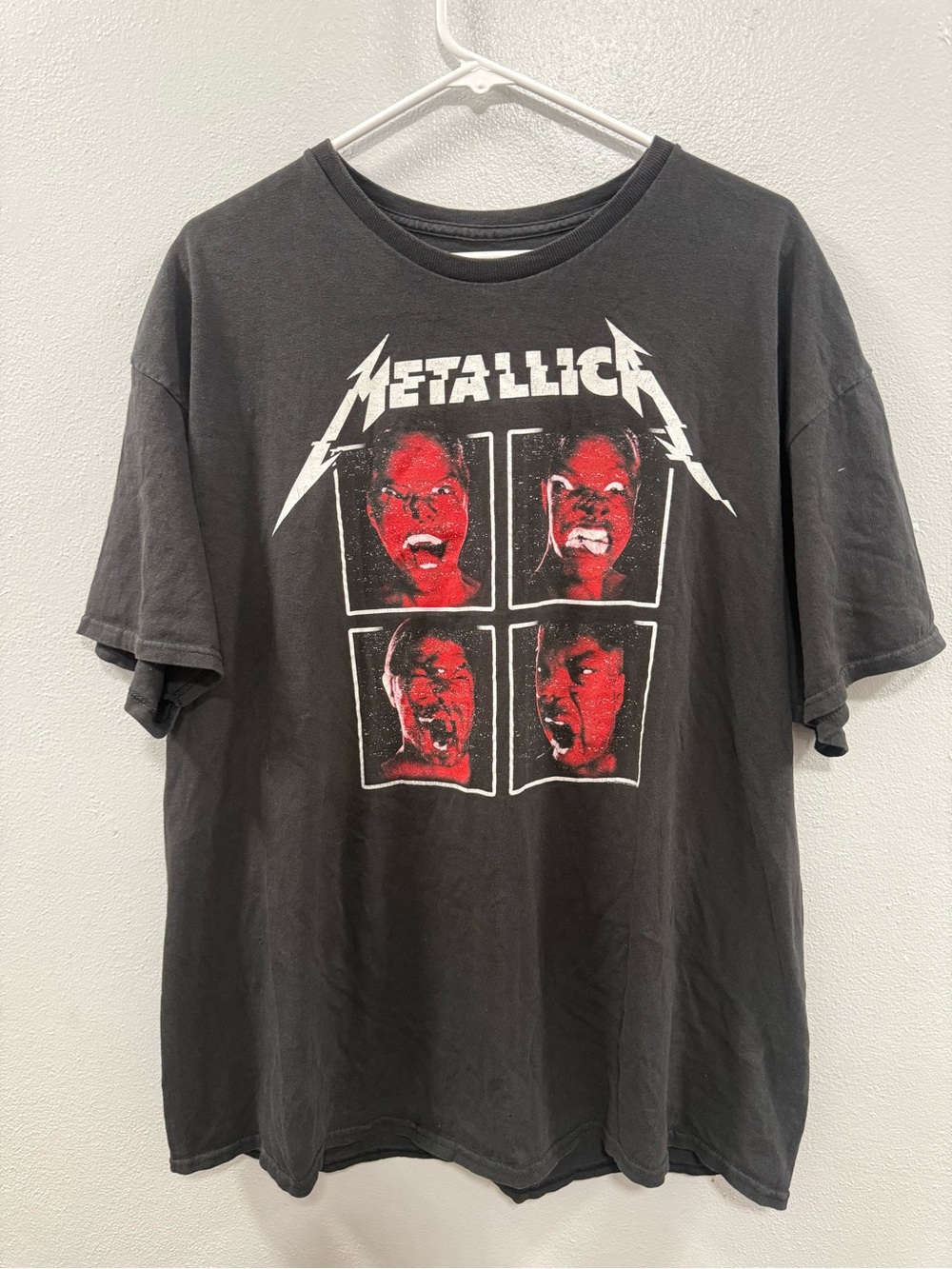 Metallica Black Short-Sleeve Graphic Tee with Red Prints